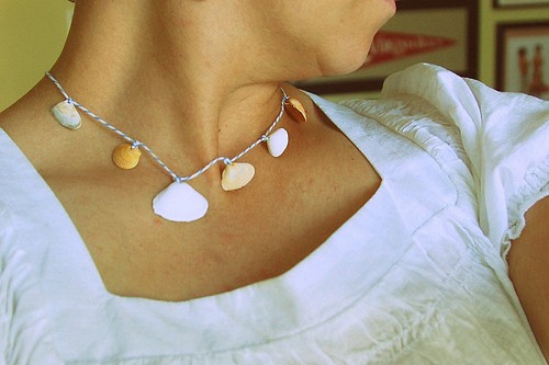 Beach Inspired DIY Seashell Jewelry That Will Preserve Your Summer Memories