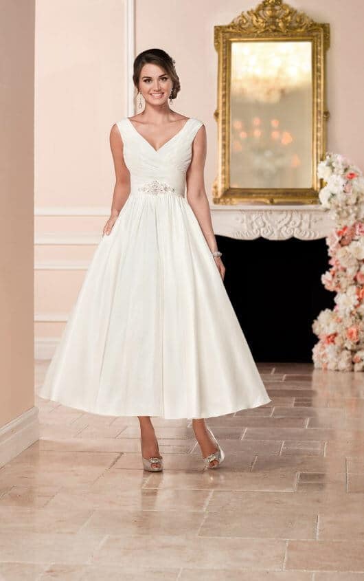 Gorgeous Short Wedding Dresses For Your Informal Wedding Day