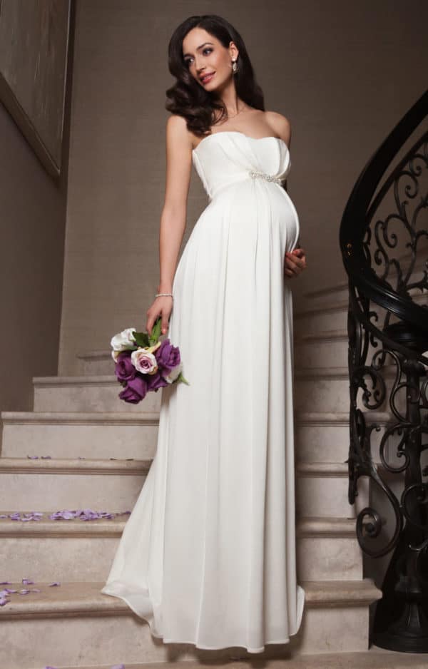 Marvelous Maternity Wedding Dresses For The Expectant Brides