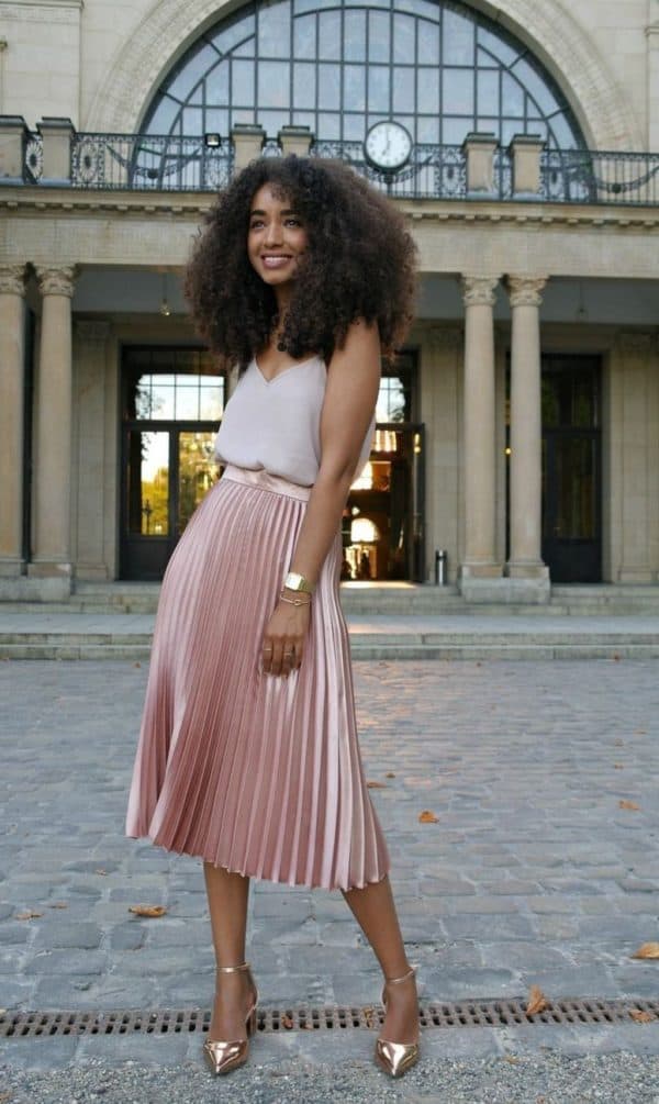 How To Style Pleated Skirts This Summer In Some Fancy Ways