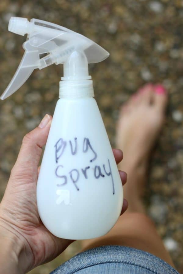 Homemade DIY Bug Sprays That Will Save You This Summer