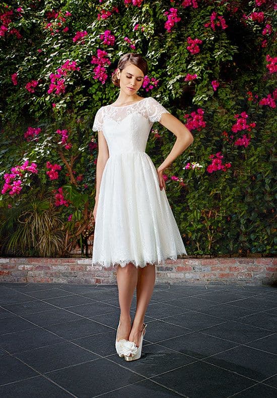 Gorgeous Short Wedding Dresses For Your Informal Wedding Day