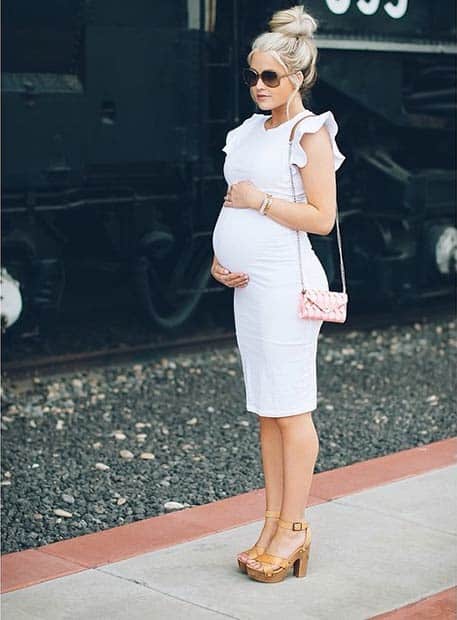 Cute Maternity Outfits That Will Help You Survive This Summer