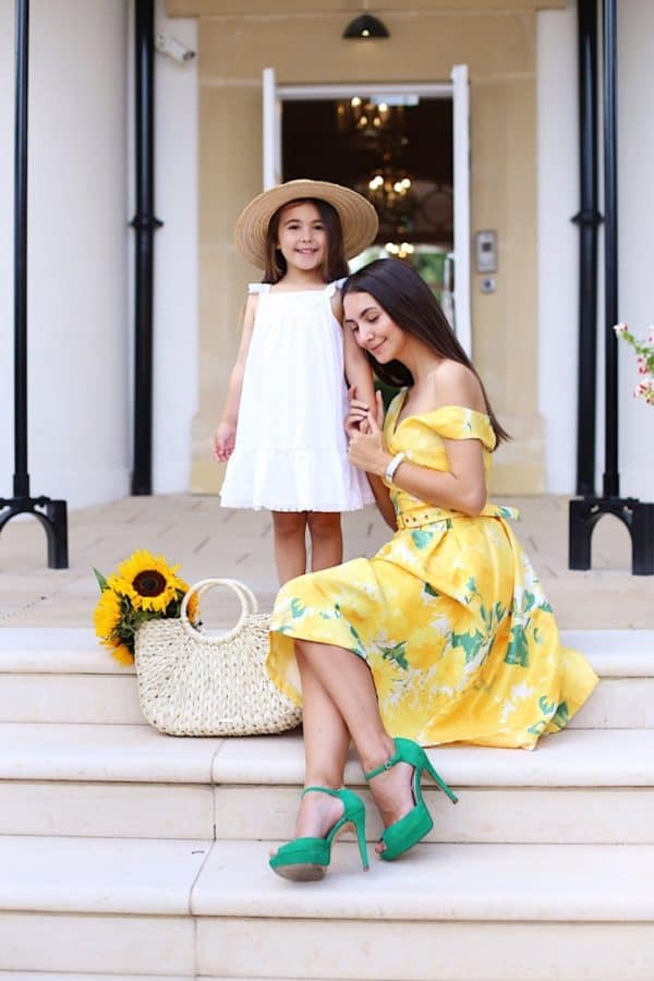 Cute Mother And Daughter Outfits By Galina Thomas