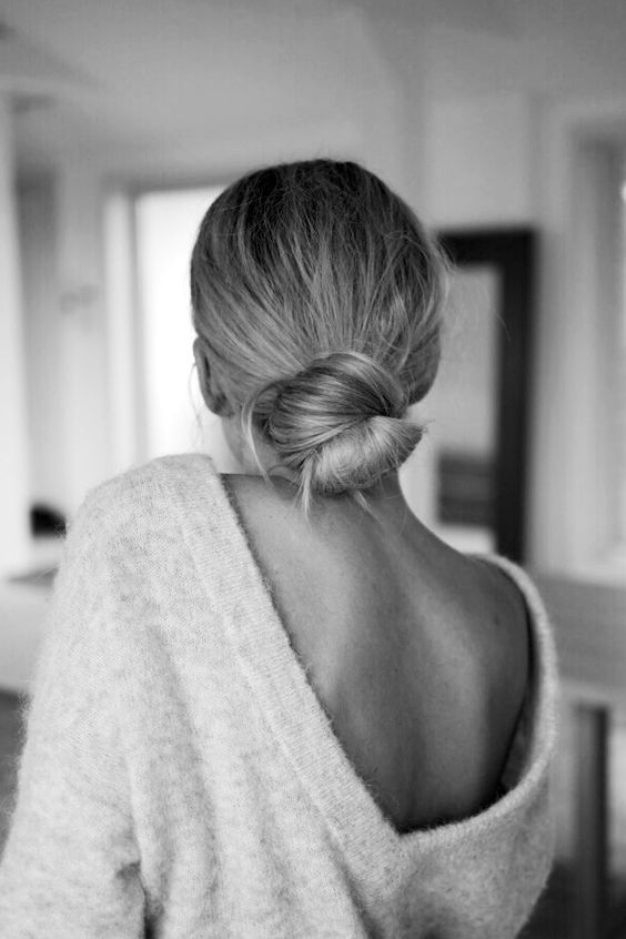 Elegant Low Bun Hairstyles That Will Make You Look Sophisticated