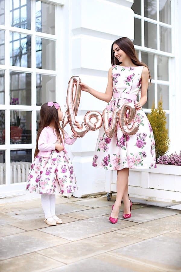 Cute Mother And Daughter Outfits By Galina Thomas