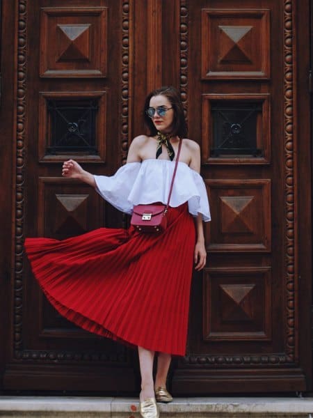 How To Style Pleated Skirts This Summer In Some Fancy Ways