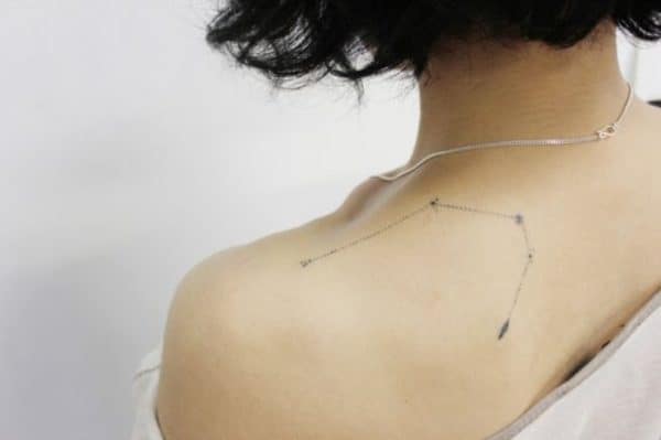 Pretty Minimalist Tattoos That Will Make You Want To Get Inked
