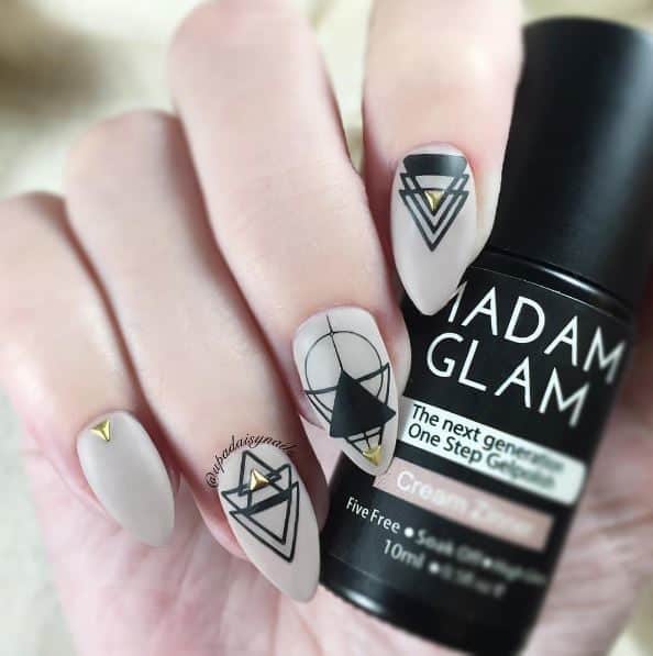 Eye Catching Geometric Manicure Ideas