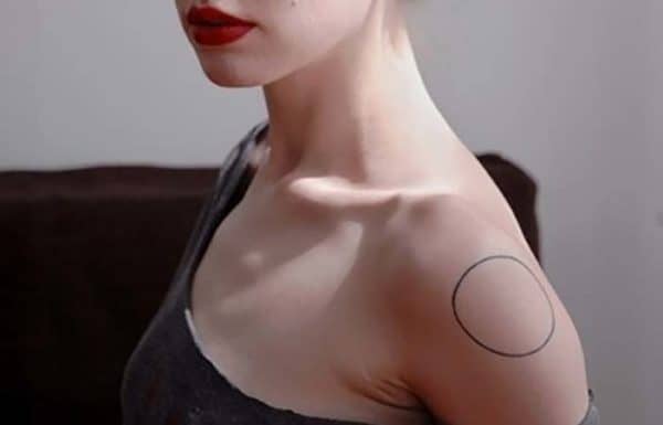 Pretty Minimalist Tattoos That Will Make You Want To Get Inked