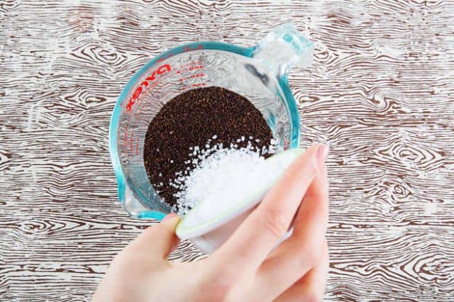 DIY Recipe To Easily Get Rid Of Celulite By Using Coffee Scrub