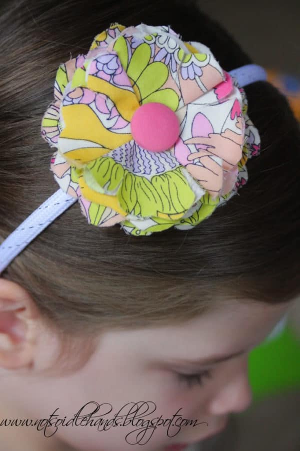 Adorable DIY Hair Accessories For Little Girls