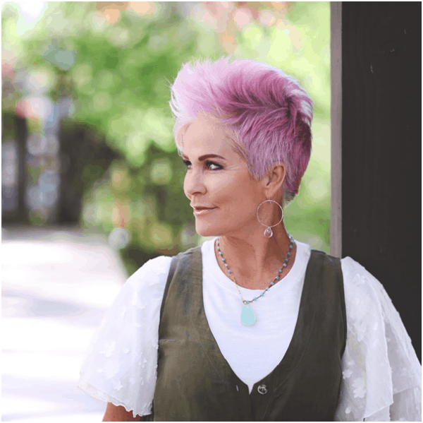 Short Haircuts for Women Over 50 That Are Flattering