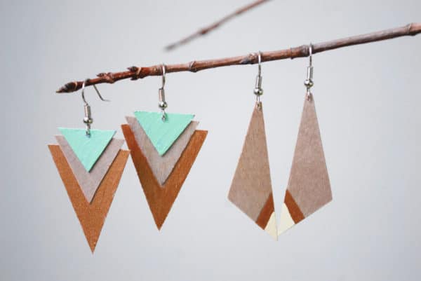 DIY  Projects To Create Your Own Wooden Jewelry Collection. 