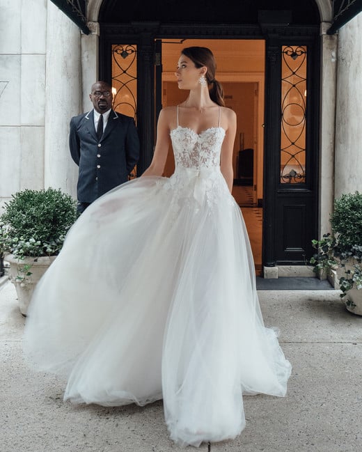 Luxurious And Sophisticated: The Best Wedding Dresses From Fall 2019 Bridal Collection Of The Biggest Designers Names Ever