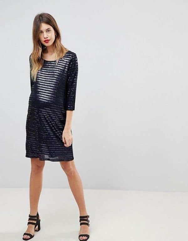 Gorgeous Maternity New Year's Eve Dresses For Adorable Pregnant Outfit ...