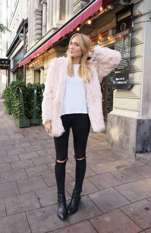 Best Way To Wear Fur Coat And Look Extravagant This Winter
