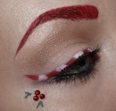 Christmas Themed Makeup Ideas For An Unusual Christmas Experience