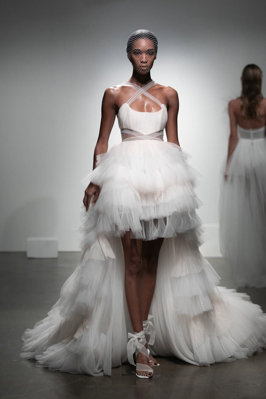 The Biggest Fall 2019 Wedding Dress Trends Every Bride To Be Need To ...