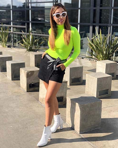 Inspiring Ways To Wear The Biggest Trend For Spring 2019: Neon Outfits That Will Leave You Speachless