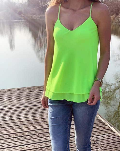 Inspiring Ways To Wear The Biggest Trend For Spring 2019: Neon Outfits That Will Leave You Speachless