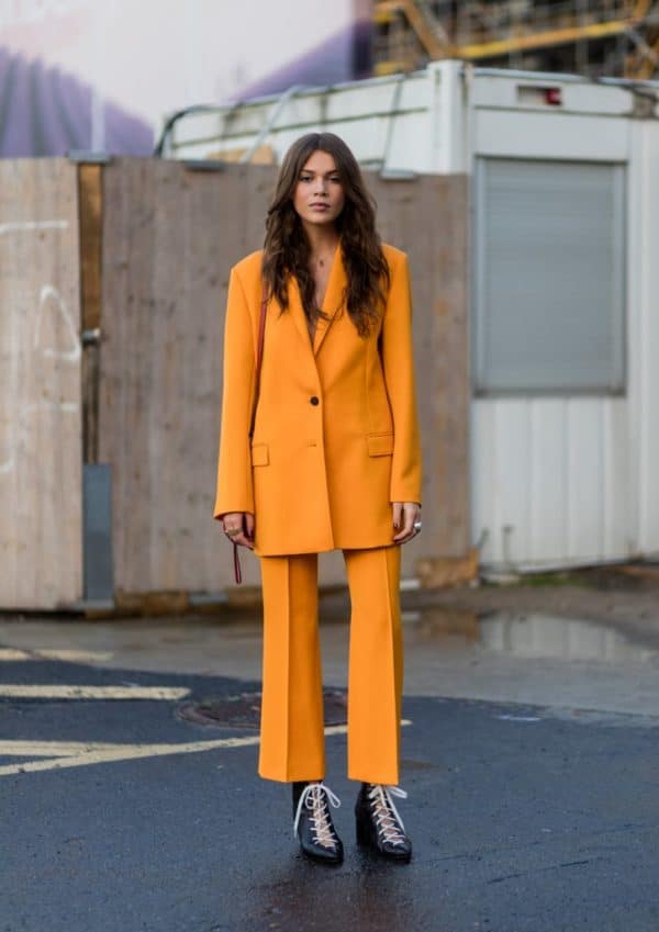 Spring 2019 Biggest Trend: Bold Colored Women Suits For Stylish And Professional Look