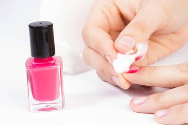 The Easiest DIY Nails Polish Remover Ideas You Can Try At Home