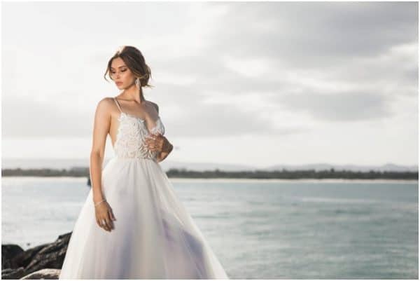 10 Ways to Incorporate Latest Fashion Trends in Your Wedding Dress