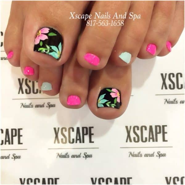 Inspiring Ideas For Perfect Summer Pedicure