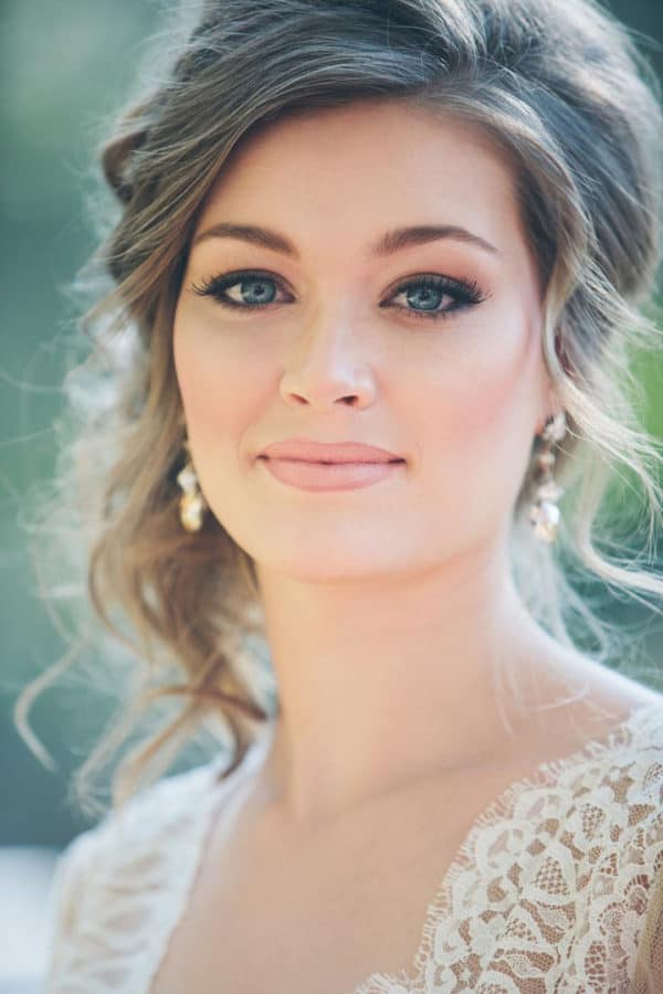 Top 14 Romantic Bridal Makeup Ideas