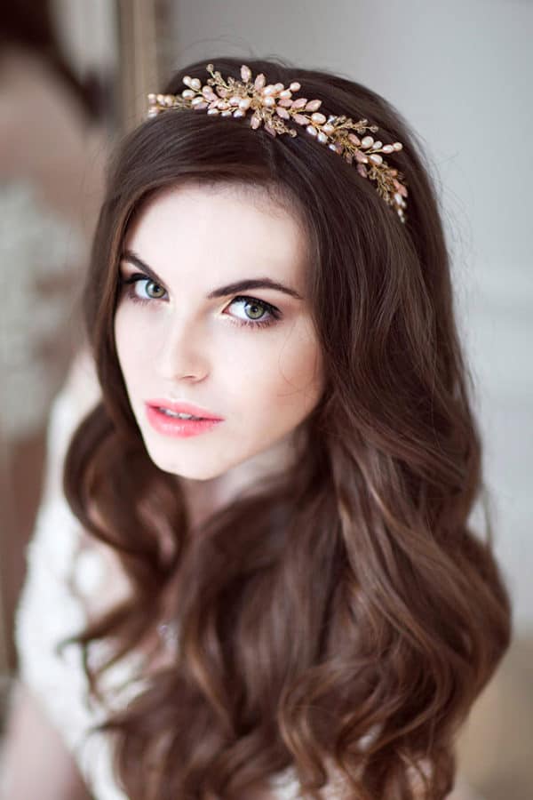 Fall Bridal Hair Accessories That Will Make You Shine This Season