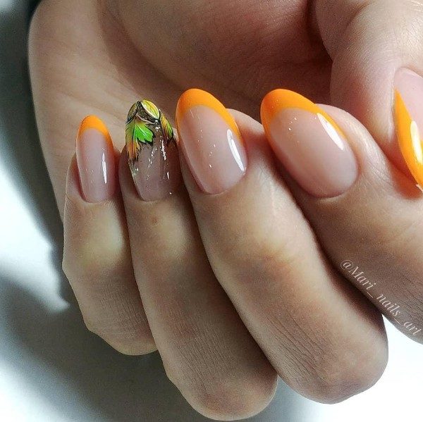 Eye Catching Leafy Fall Nails That Will Make You Fall In Love With Fall