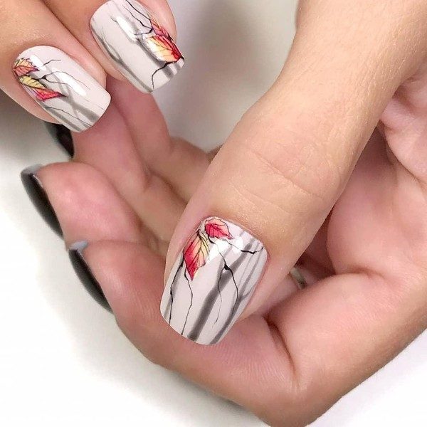 Eye Catching Leafy Fall Nails That Will Make You Fall In Love With Fall