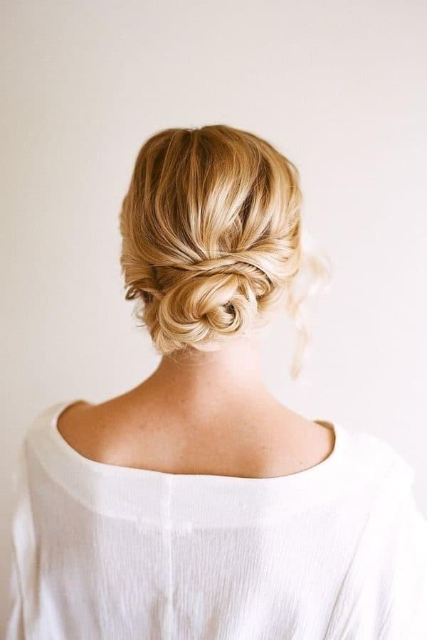 Messy Updo Ideas That Are Great For Every Occasion