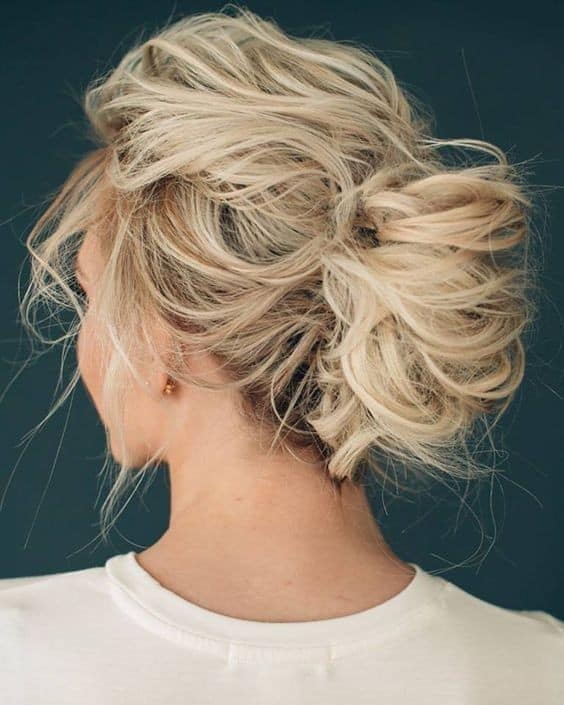 Messy Updo Ideas That Are Great For Every Occasion