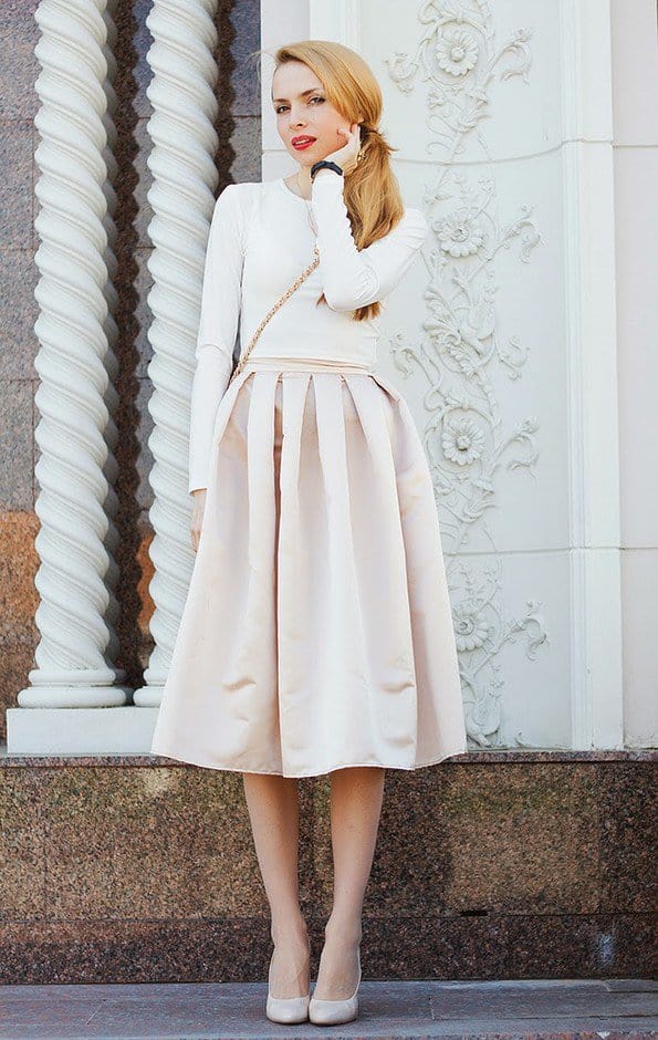 Popular Skirt Outfits That Will Be In Trend This Fall