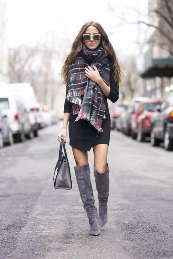 Magnificent Ways To Add Scarves To Your Fall Outfits And Make A Statement