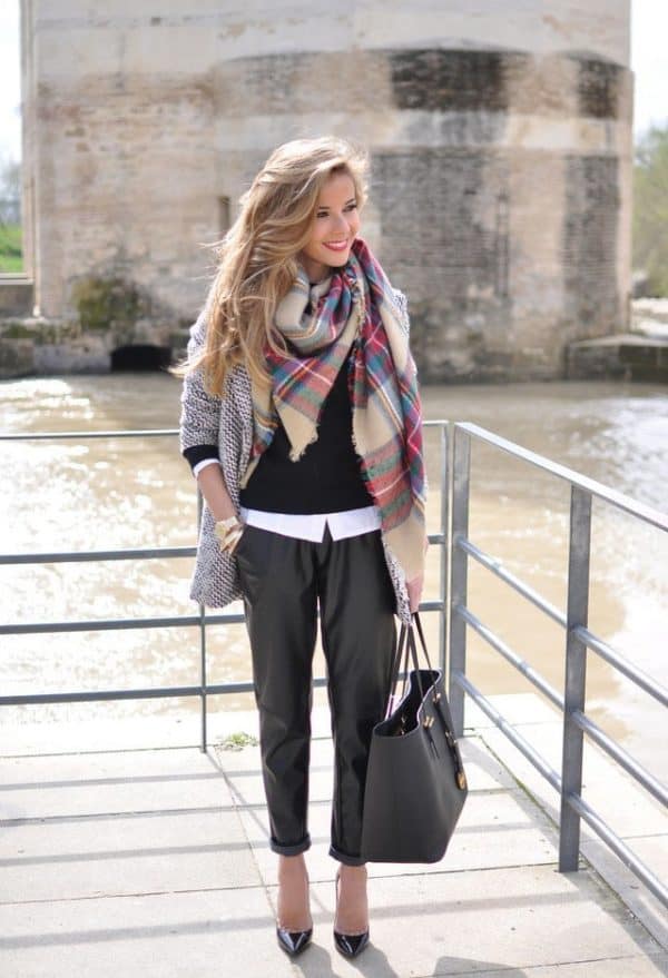 Magnificent Ways To Add Scarves To Your Fall Outfits And Make A Statement