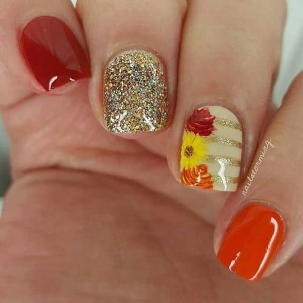 Attention Grabbing Thanksgiving Nails That You Have To Copy Now