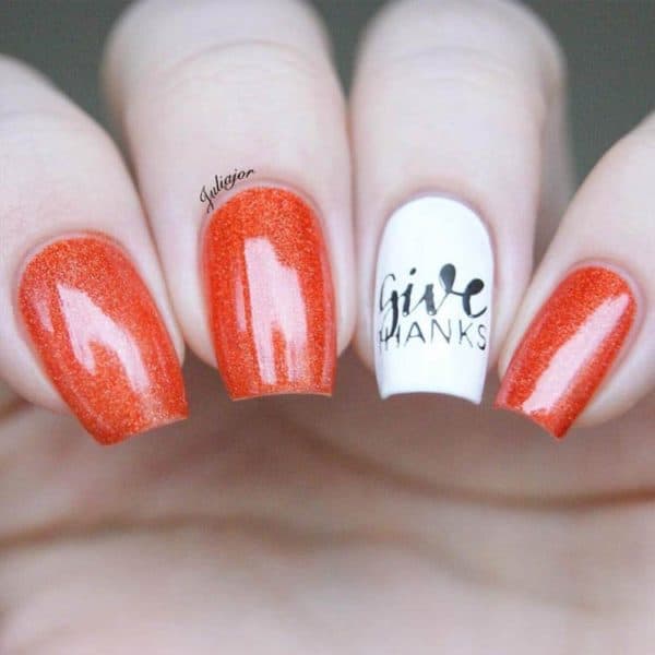 Attention Grabbing Thanksgiving Nails That You Have To Copy Now