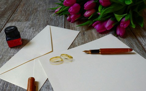 Are Wedding Invitations Expensive?