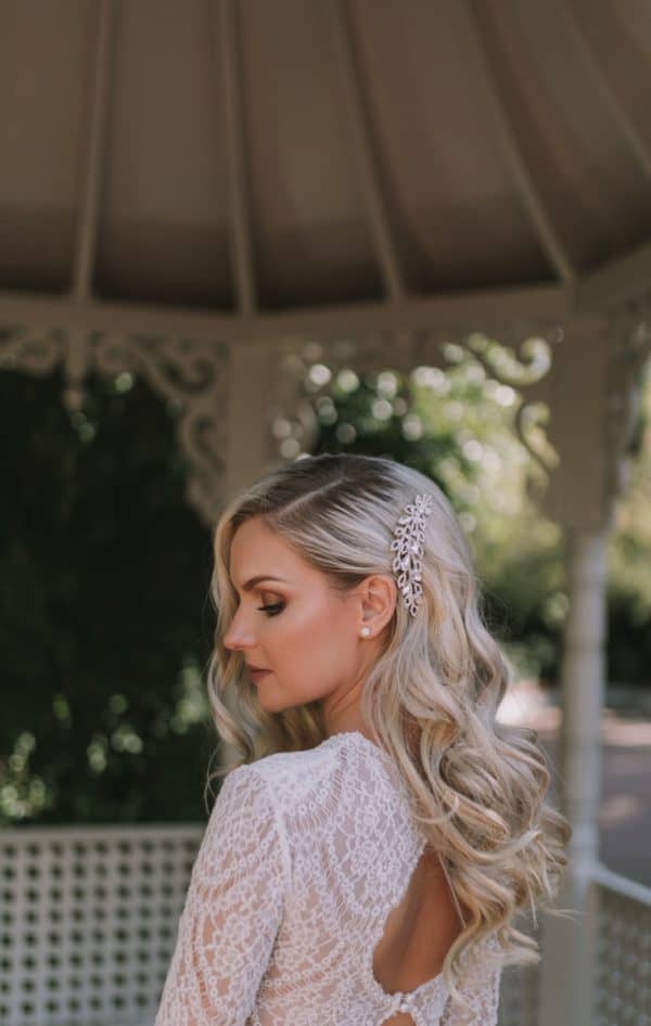 Whimsical Winter Wedding Hairstyle Ideas That Will Leave You Speechless