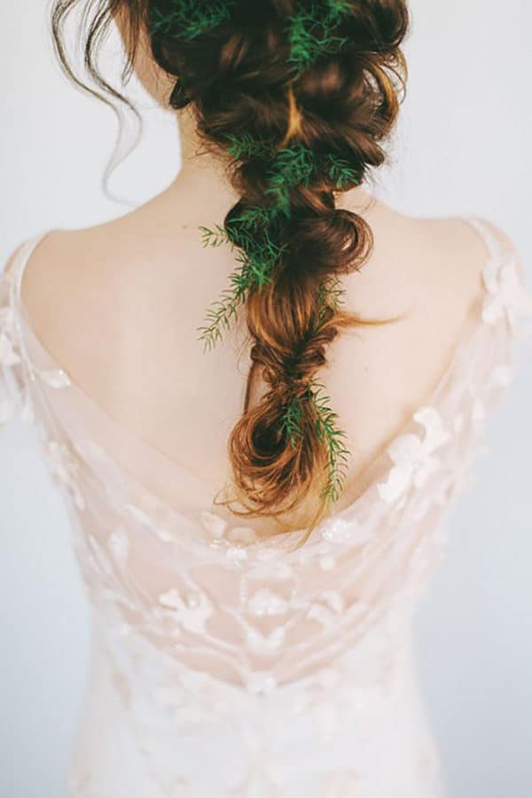 Whimsical Winter Wedding Hairstyle Ideas That Will Leave You Speechless