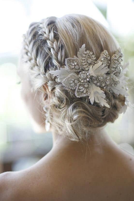 Whimsical Winter Wedding Hairstyle Ideas That Will Leave You Speechless