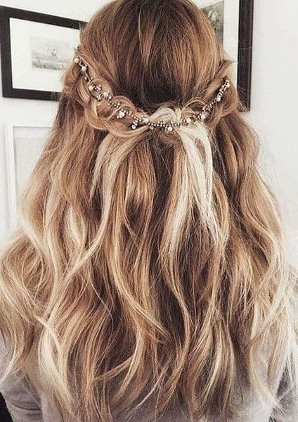 Fantastic Hairstyles For New Years Eve Celebration That You Have To See Now