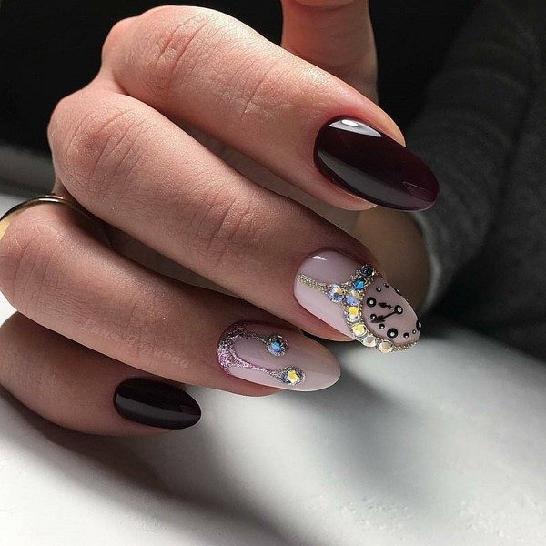 Sparkly New Year Nails Designs That Will Make You Say Wow