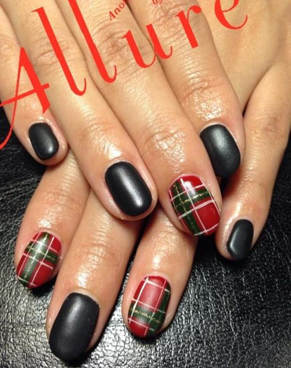 Classy Plaid Manicure Ideas That Will Give You A Warm And Cozy Look