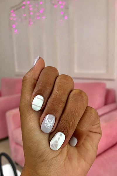 Snowflake Nails Designs That You Should Do This Winter
