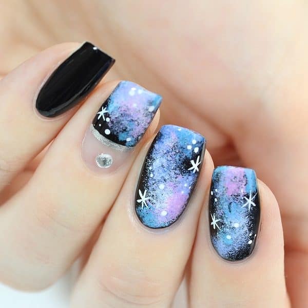 Snowflake Nails Designs That You Should Do This Winter - ALL FOR