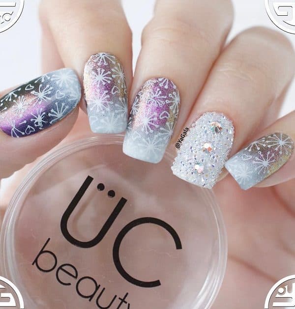 Snowflake Nails Designs That You Should Do This Winter